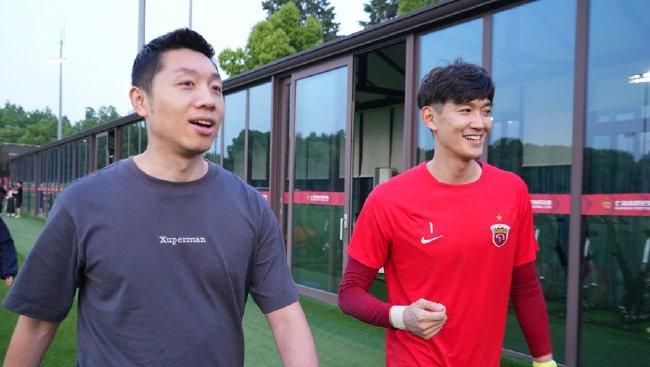 葵司中文第一次大战黑人