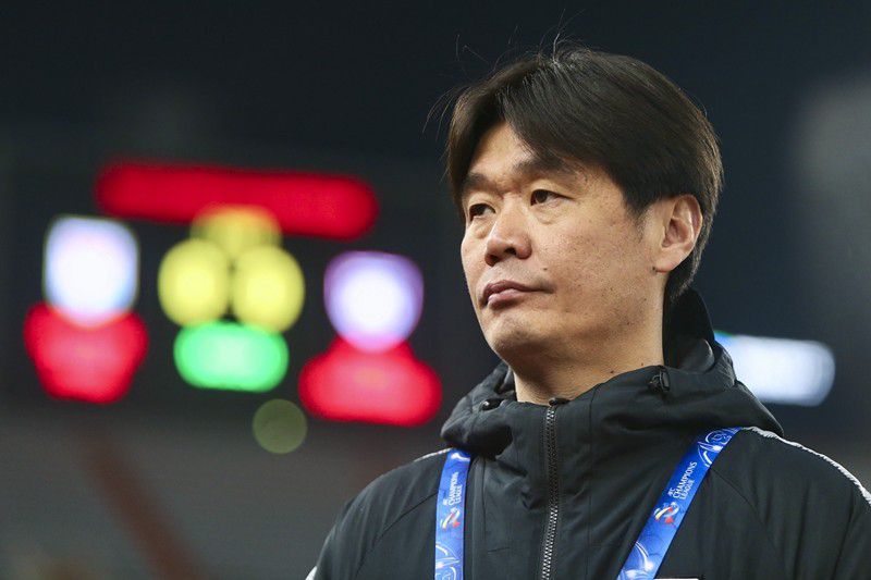 日本男狂揉吃奶胸60分钟